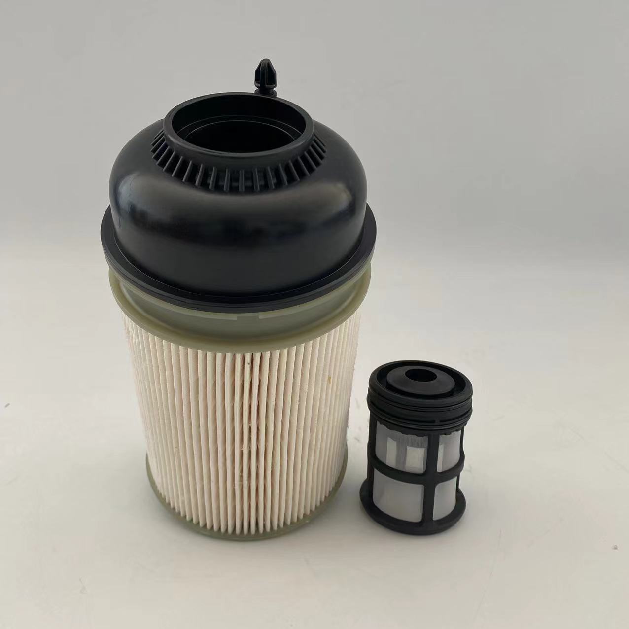 Kütusefilter L5104F/P551063/A4720900451/A4720900461 mercedes benzile